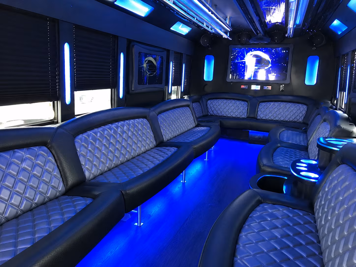 Rent a Bus to Streets at SouthGlenn